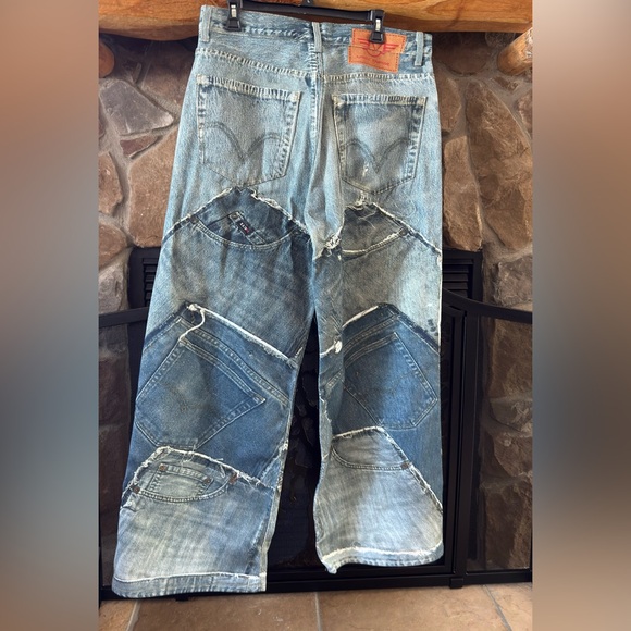 Micas Distressed Patchwork Women’s Jeans - Picture 5 of 8